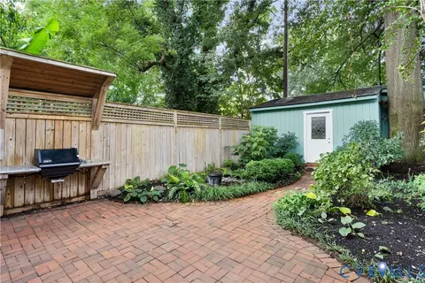 Exterior - 2221 Stuart Ave, Richmond, VA 23220 photo 8 of 10