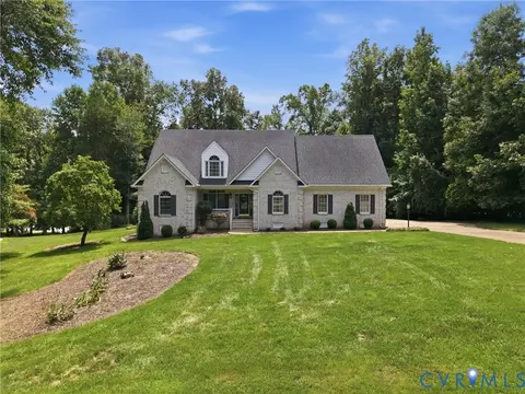 8401 Seaview Dr, Chesterfield, VA 23838