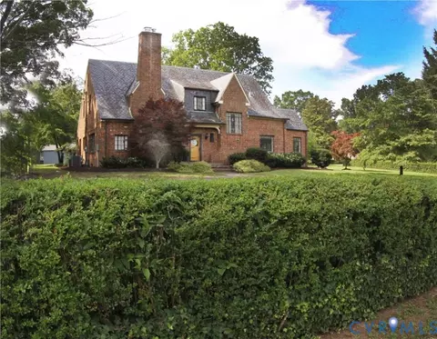 617 Mansion Dr, Hopewell, VA 23860