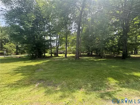 00 Colonial Rd, Milford, VA 22514