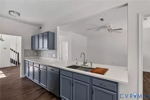125 Brightwood Ter, Yorktown, VA 23690
