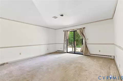 Bedroom - 7254 Wilson Cir, Gloucester, VA 23061 photo 3 of 10