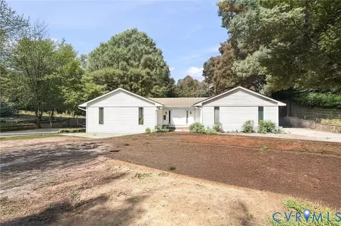 Exterior - 7254 Wilson Cir, Gloucester, VA 23061 photo 3 of 6