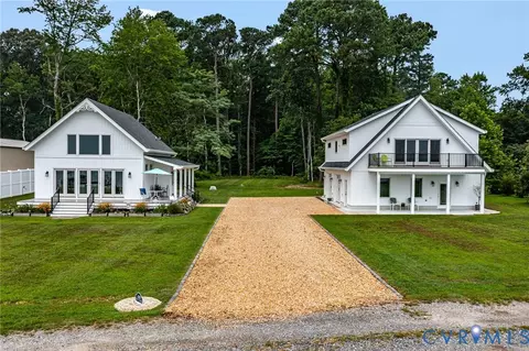 229 Shipwatch Ln, Reedville, VA 22539