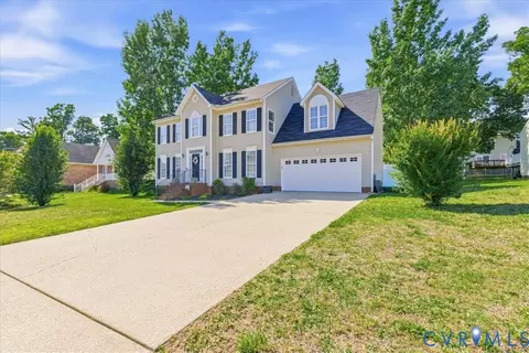3136 Poplar View Pl, Chester, VA 23831