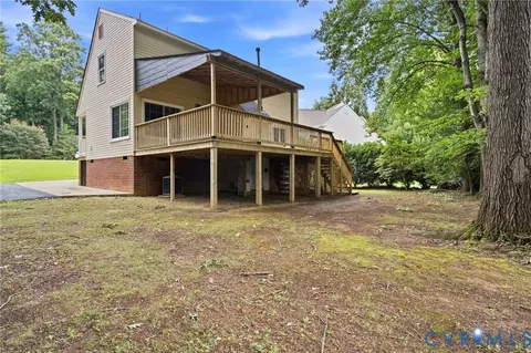 Exterior - 7113 Harbourside Ct, Midlothian, VA 23112 photo 9 of 10