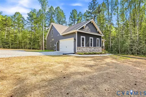 2440 Ballsville Rd, Powhatan, VA 23139