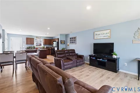 Living - 6801 Oakfork Loop, New Kent, VA 23124 photo 1 of 2