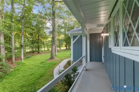 Exterior - 4560 E Williamsburg Rd, Sandston, VA 23150 photo 4 of 9