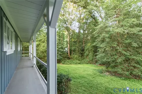 Exterior - 4560 E Williamsburg Rd, Sandston, VA 23150 photo 5 of 9