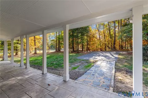 Exterior - 4560 E Williamsburg Rd, Sandston, VA 23150 photo 7 of 9