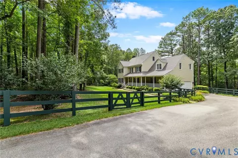 18572 Willoughby Heights Ln, Rockville, VA 23146