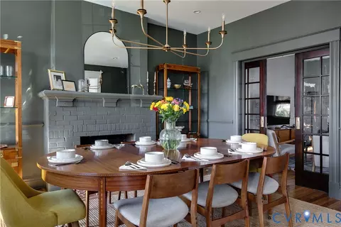 Dining - 3142 Floyd Ave, Richmond, VA 23221 photo 3 of 7