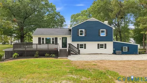 6581 Rural Point Rd, Mechanicsville, VA 23116