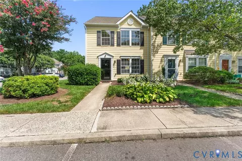 10111 Robin Lee Ln, Glen Allen, VA 23060