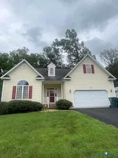 321 Confederate Run Ct, Highland Springs, VA 23075