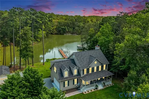 231 Canvasback Dr, Heathsville, VA 22473
