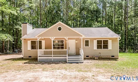 11755 Old Stage Rd, North Dinwiddie, VA 23805