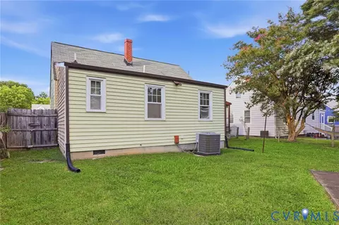 Exterior - 3918 Peyton Ave, Richmond, VA 23224 photo 6 of 13