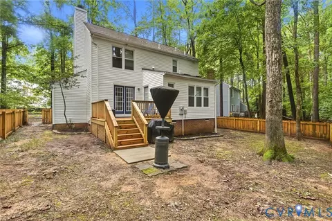 Exterior - 5800 Mill Spring Ln, Midlothian, VA 23112 photo 6 of 7