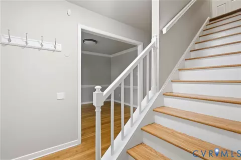 Entry Way - 5800 Mill Spring Ln, Midlothian, VA 23112 photo 5 of 5