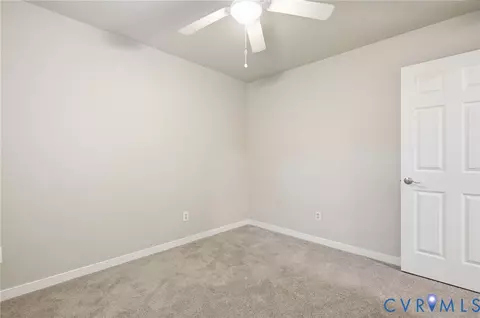 Bedroom - 5800 Mill Spring Ln, Midlothian, VA 23112 photo 4 of 12