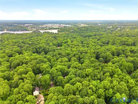 View/Area - 5800 Mill Spring Ln, Midlothian, VA 23112 photo 3 of 3