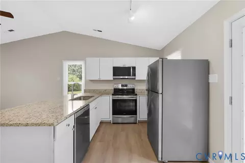 Kitchen - 196 Manquin Dr, Aylett, VA 23009 photo 2 of 2