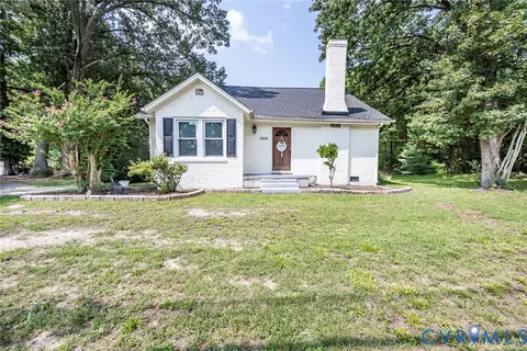 1818 Arlington Rd, Hopewell, VA 23860