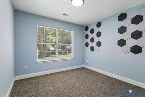 Bedroom - 4406 Mallard Dr, Gloucester, VA 23061 photo 1 of 6