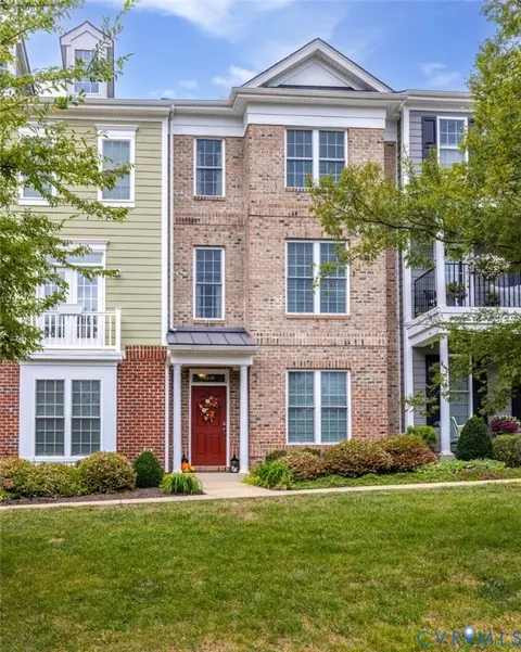14310 Michaux Village Dr, Midlothian, VA 23113