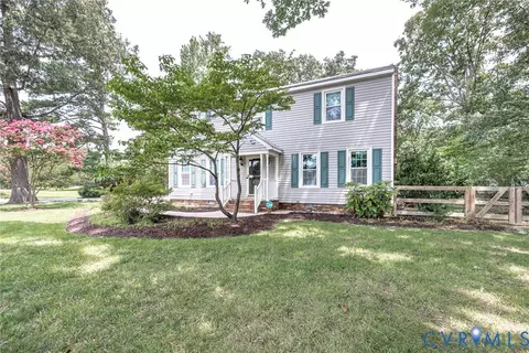 Exterior - 349 Wallingham Dr, Midlothian, VA 23114 photo 2 of 10