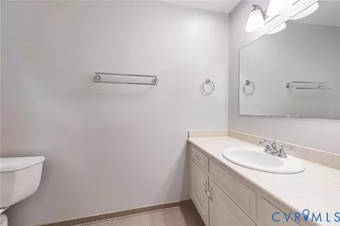 Bath - 349 Wallingham Dr, Midlothian, VA 23114 photo 2 of 4