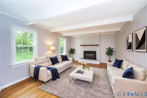 Living - 349 Wallingham Dr, Midlothian, VA 23114 photo 5 of 6