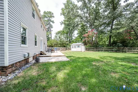 Exterior - 349 Wallingham Dr, Midlothian, VA 23114 photo 9 of 10