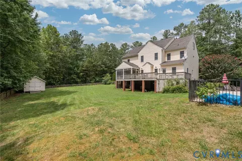 Exterior - 3002 Willow Trace Ln, Sandy Hook, VA 23153 photo 5 of 16