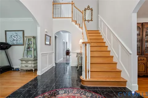 Entry Way - 3002 Willow Trace Ln, Sandy Hook, VA 23153 photo 1 of 3
