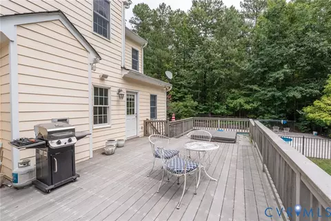 Exterior - 3002 Willow Trace Ln, Sandy Hook, VA 23153 photo 14 of 16