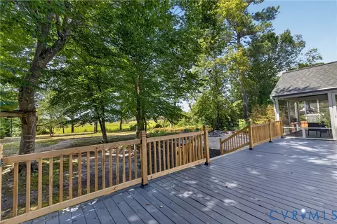 Exterior - 130 Colony Trl, Lanexa, VA 23089 photo 12 of 13