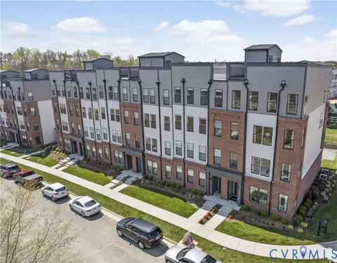 9657 Turning Point Dr #A, Glen Allen, VA 23059