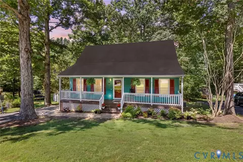 Exterior - 7306 Native Dancer Dr, Midlothian, VA 23112 photo 6 of 6