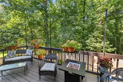 Exterior - 7306 Native Dancer Dr, Midlothian, VA 23112 photo 4 of 6