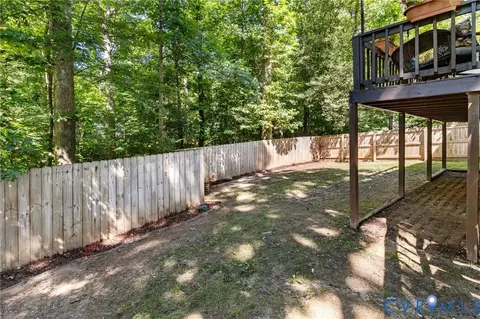 Exterior - 7306 Native Dancer Dr, Midlothian, VA 23112 photo 5 of 6