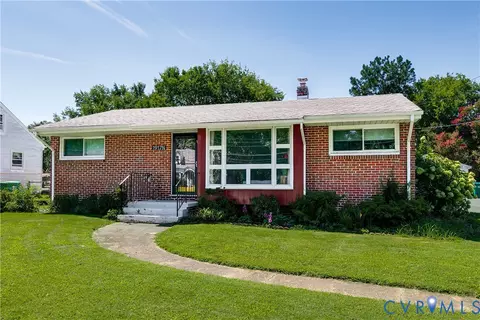 1917 N Battery Dr, Richmond, VA 23222