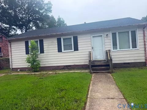 2337 Maclin Cir, Hopewell, VA 23860