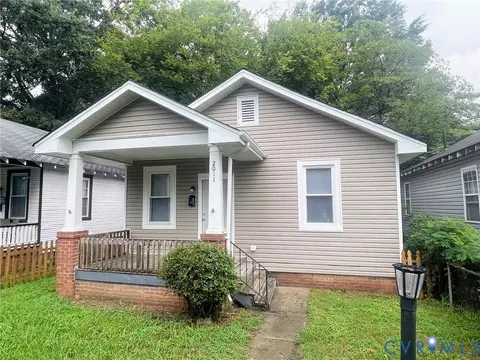 Exterior - 2011 Ingram Ave, Richmond, VA 23224 photo 2 of 9