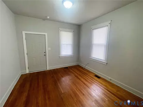 Living - 2011 Ingram Ave, Richmond, VA 23224 photo 2 of 3