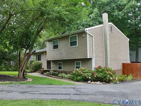 4812 Fairlake Ln, Glen Allen, VA 23060