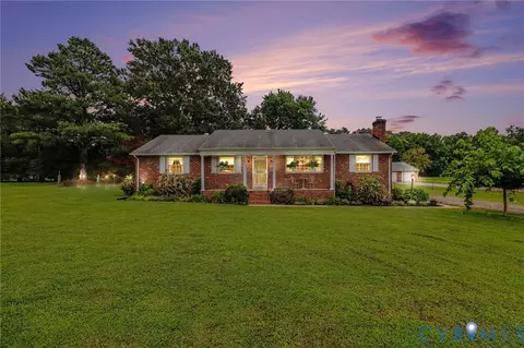 3807 Malpas Dr, Sandston, VA 23150