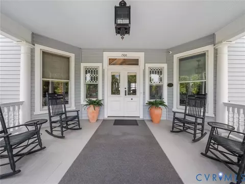 Exterior - 1500 Chesapeake Ave, Hampton, VA 23661 photo 7 of 27